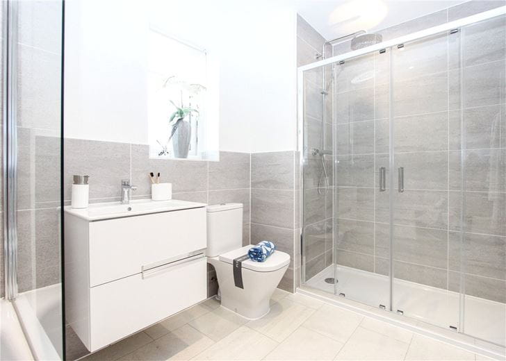 2 bedroom house, Bishops Green, Newbury RG20 - Available