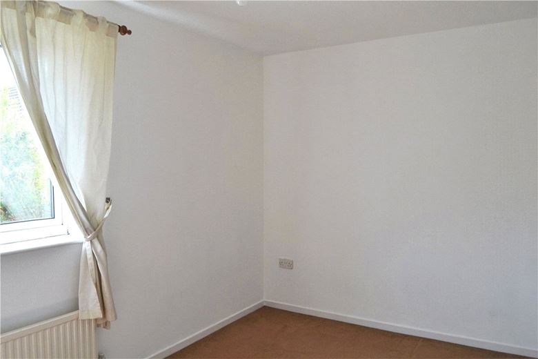 2 bedroom house, Wilfred Way, Thatcham RG19 - Available