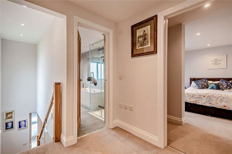 4 bedroom house, King John Road, Kingsclere RG20 - Available