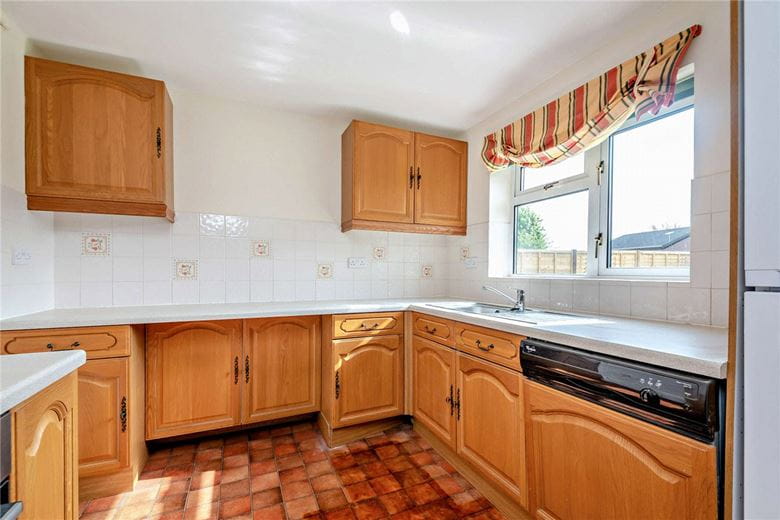 3 bedroom house, Gore End Road, Ball Hill RG20 - Available