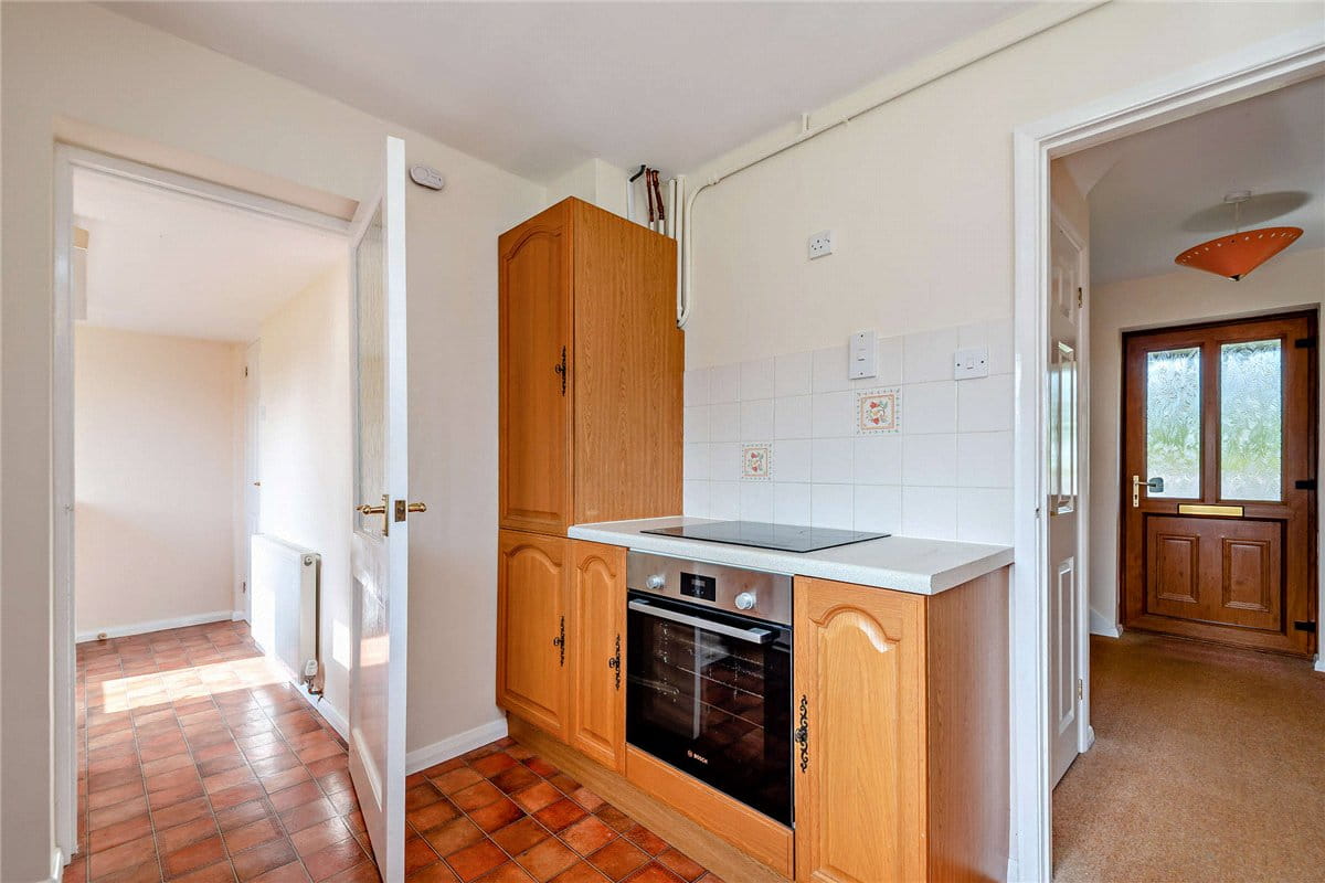 3 bedroom house, Gore End Road, Ball Hill RG20 - Available