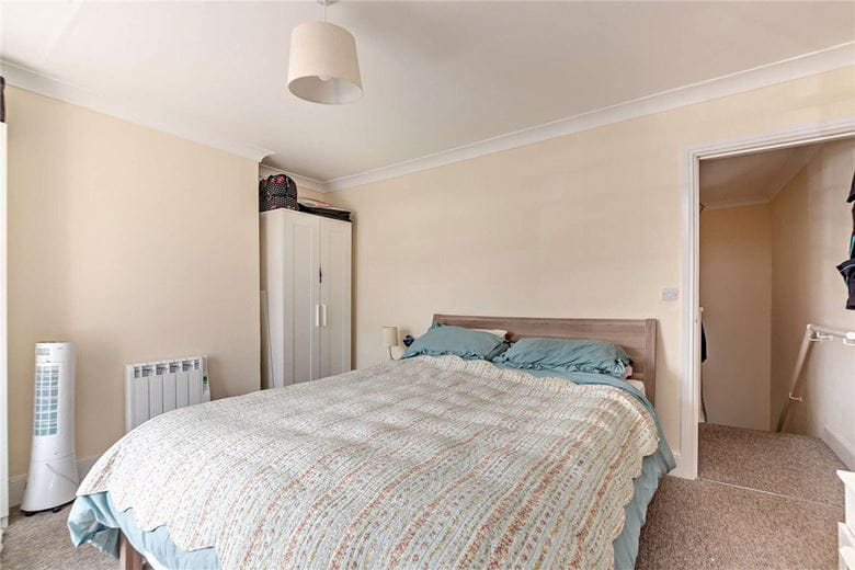 2 bedroom house, Madeira Place, Newbury RG14 - Available