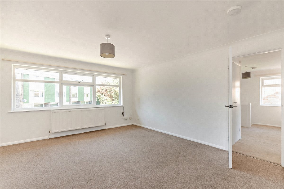 2 bedroom maisonette, Speen, Newbury RG14 - Available