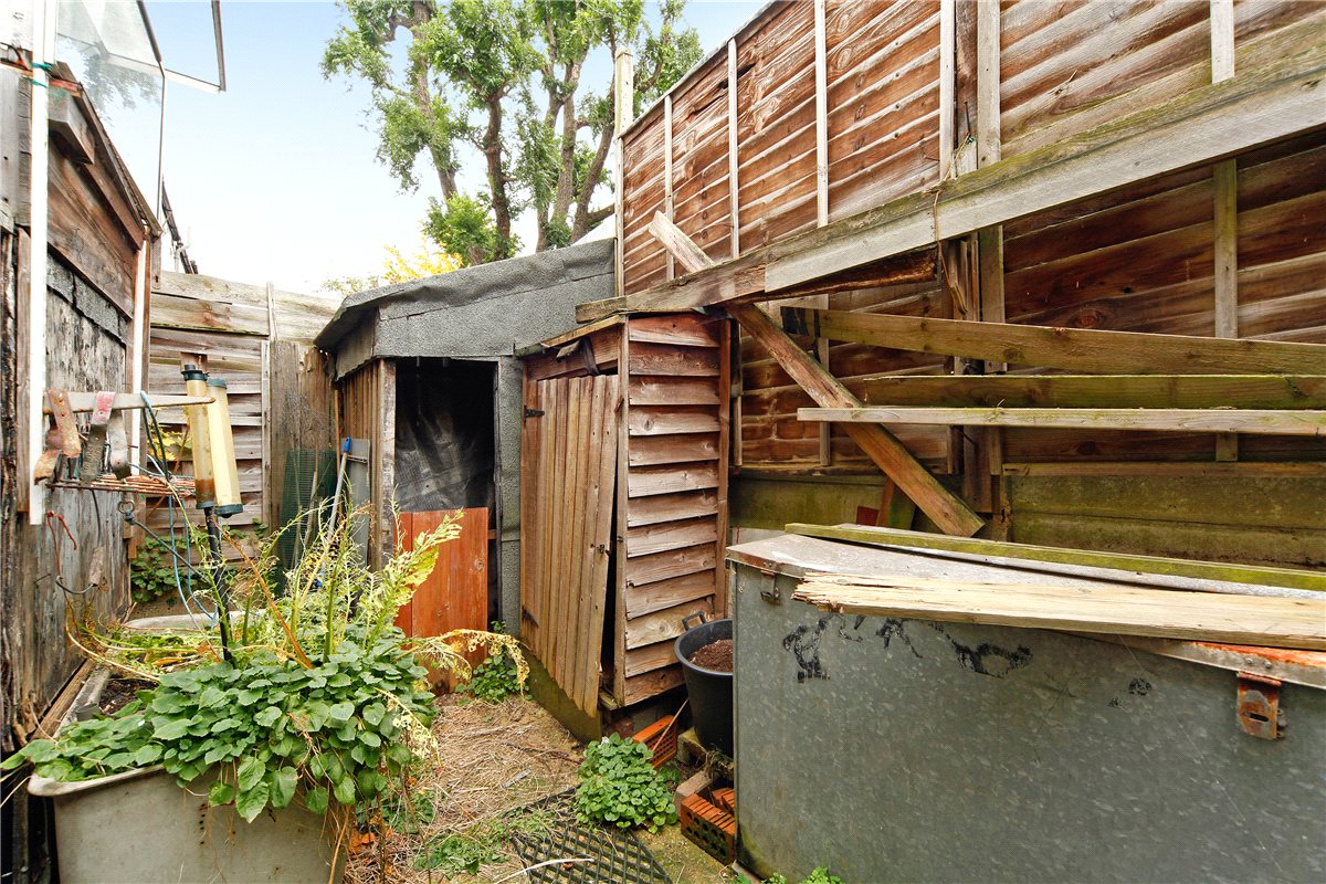 1 bedroom flat, Denton Street, London SW18 - Sold