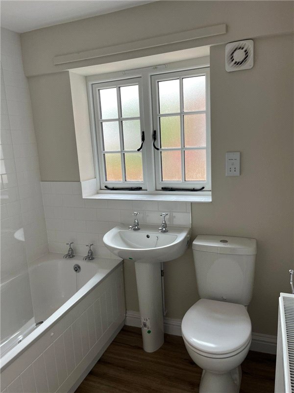 2 bedroom house, Low Street, Billingborough NG34 - Available