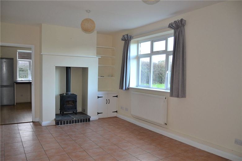 2 bedroom house, Oxford Road, Chieveley RG20 - Let Agreed