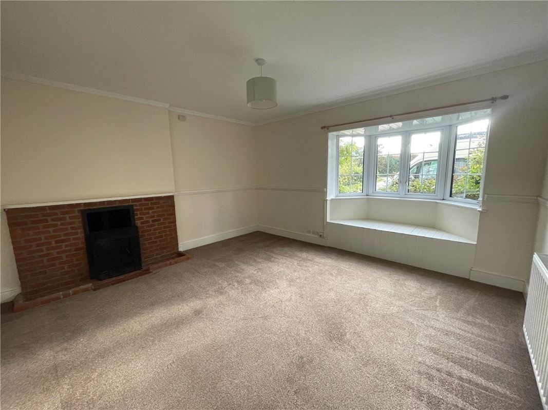 3 bedroom house, Marlston Hermitage, Thatcham RG18 - Let Agreed