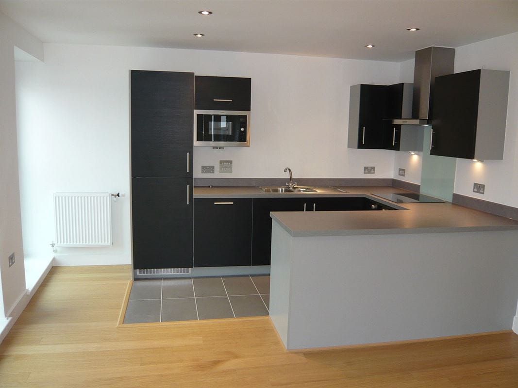 1 bedroom flat, Attfield, Park Way RG14 - Let Agreed