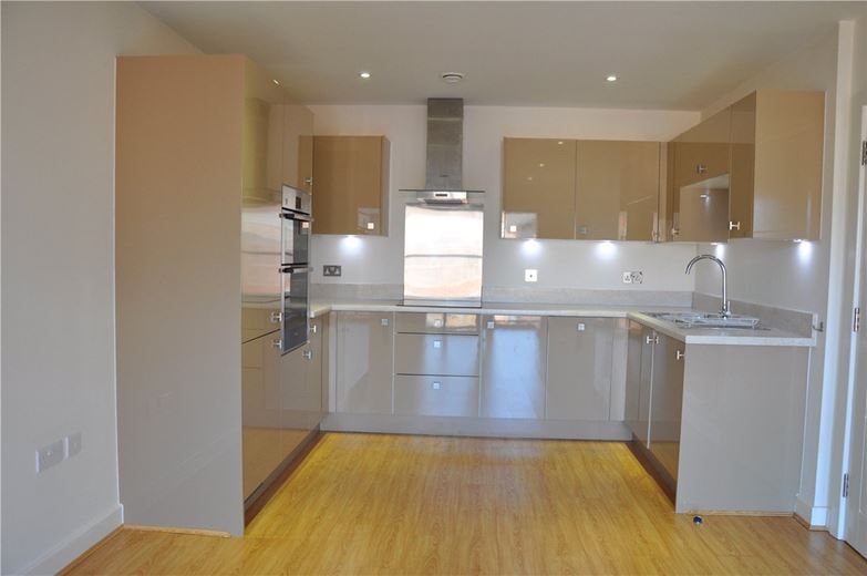 2 bedroom flat, West Street, Newbury RG14 - Let Agreed