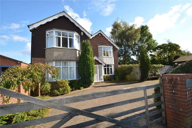 4 bedroom house, Newbury, Berkshire RG14 - Let Agreed