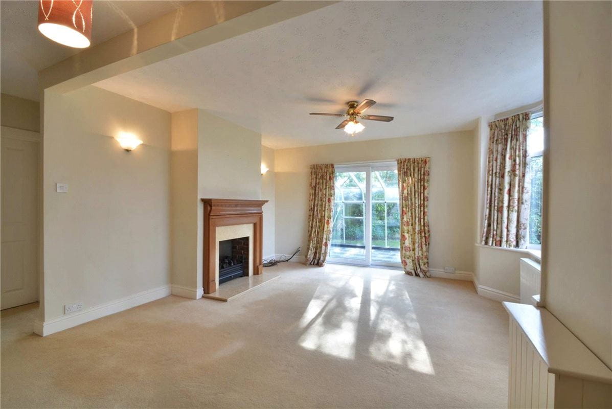 4 bedroom house, Newbury, Berkshire RG14 - Let Agreed