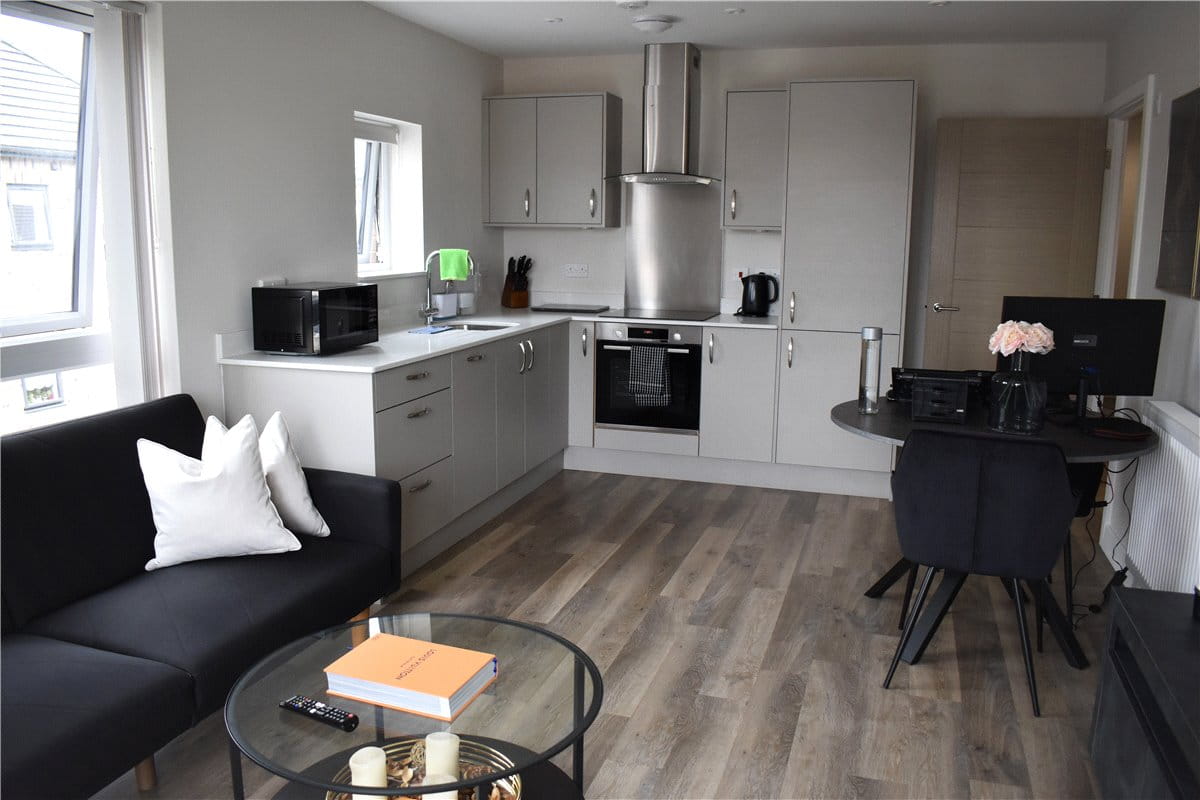 1 bedroom flat, Steel Close, Newtown Road RG14