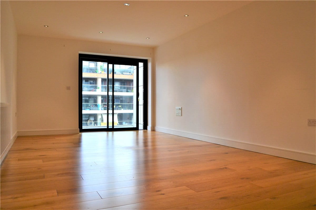1 bedroom flat, Kingman Way, Newbury RG14 - Let Agreed