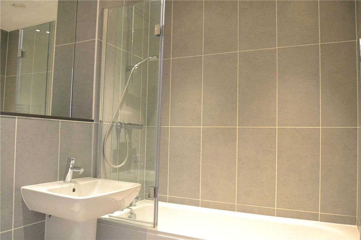 1 bedroom flat, Kingman Way, Newbury RG14 - Let Agreed