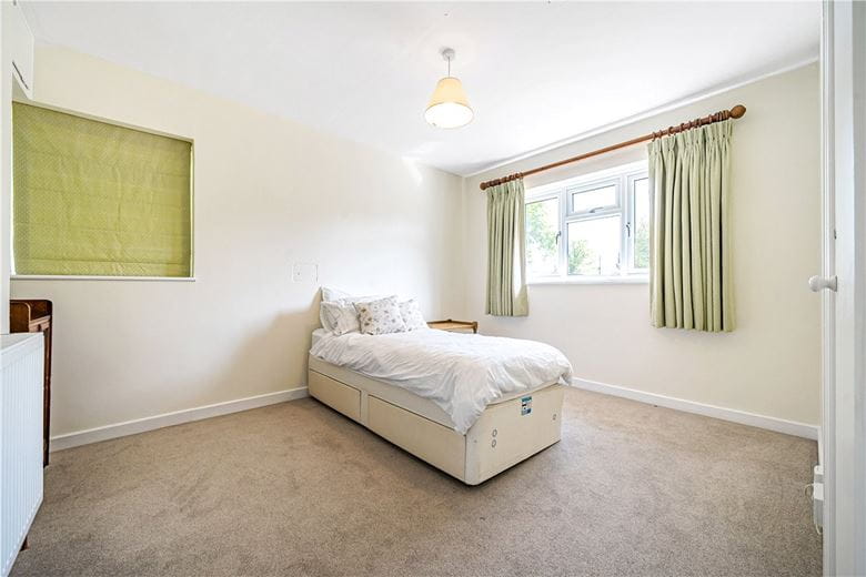 4 bedroom bungalow, Upper Green, Inkpen RG17