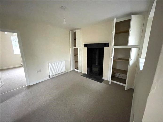 3 bedroom house, Marlston Road, Marlston RG18 - Available