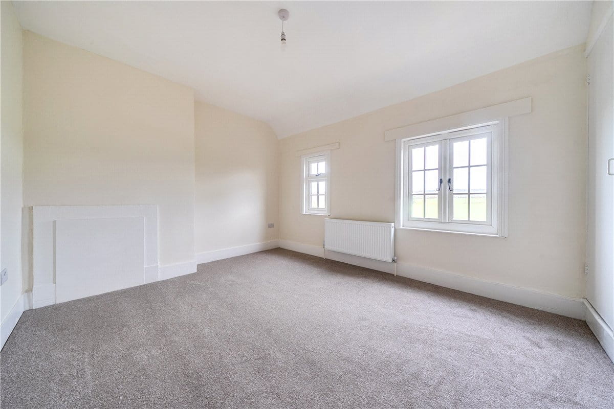 3 bedroom house, Bucklebury, Reading RG7 - Available