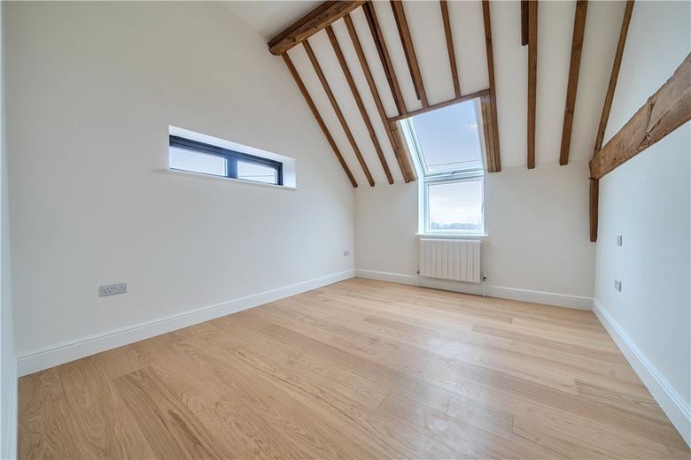 3 bedroom house, Enborne Street, Enborne RG20 - Available