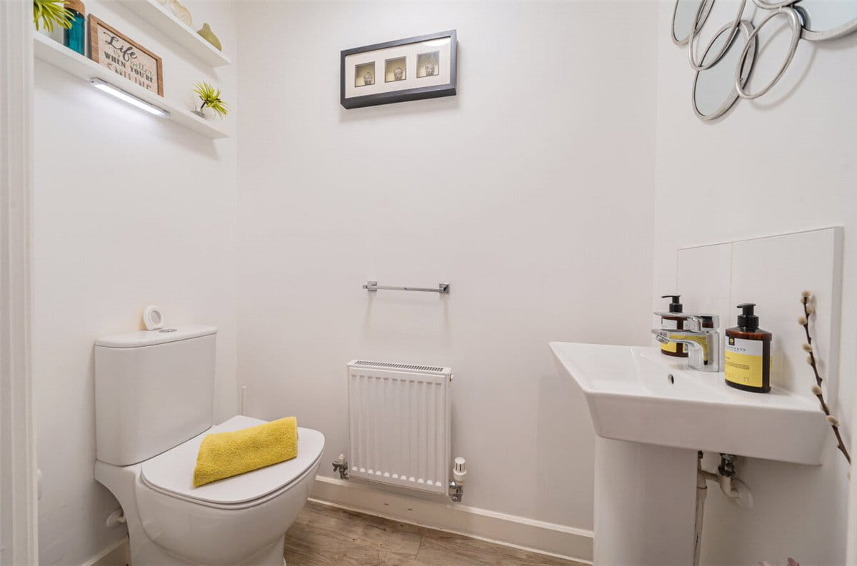 3 bedroom house, Newbury, Berkshire RG14 - Available