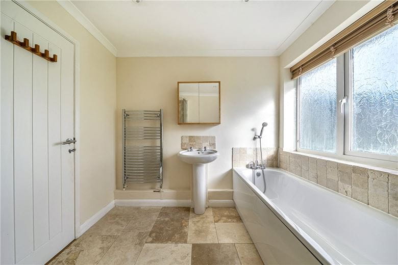 3 bedroom house, Tangley, Andover SP11 - Let Agreed