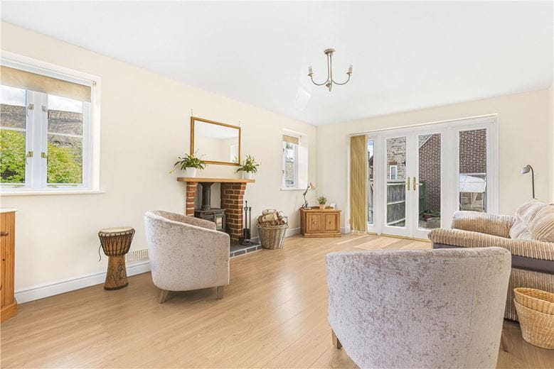 4 bedroom house, Five Acres, Murcott OX5 - Available