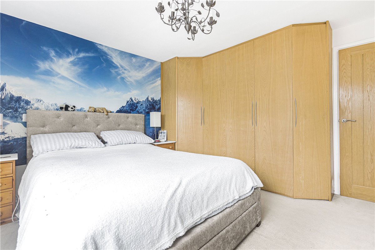 4 bedroom house, Bellamy Close, Southmoor OX13 - Sold