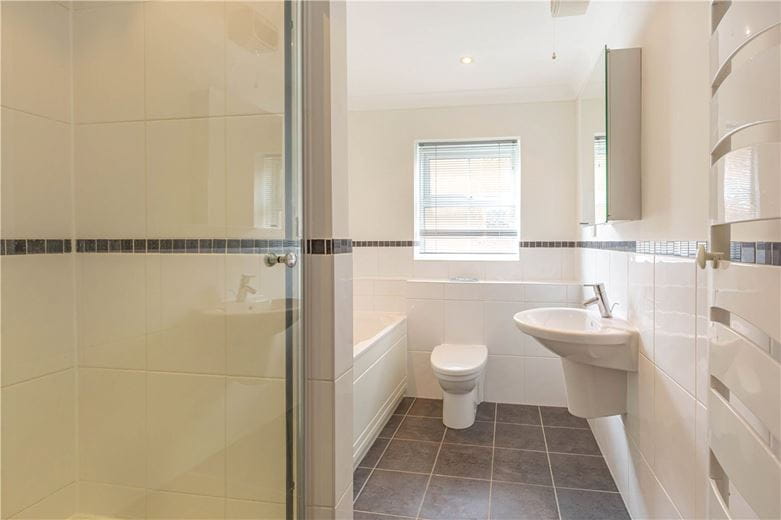 1 bedroom flat, Elizabeth Jennings Way, Oxford OX2 - Available