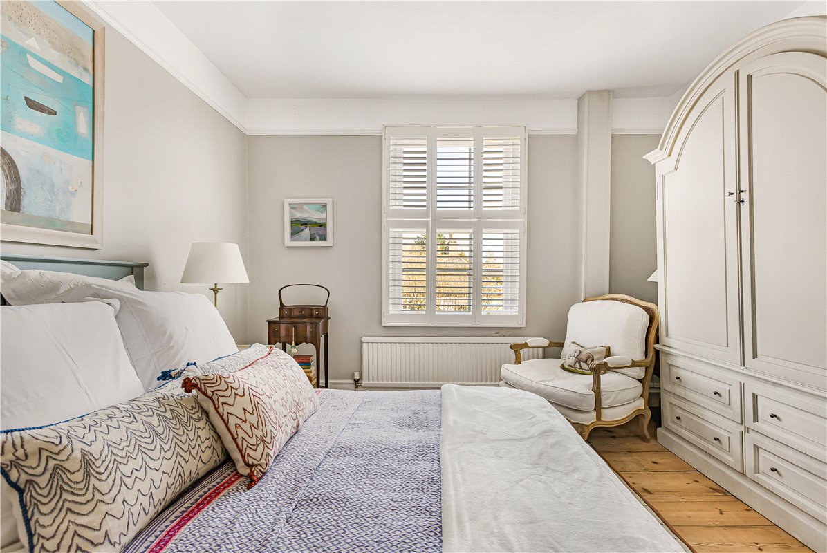 3 bedroom house, High Street, Eynsham OX29 - Available