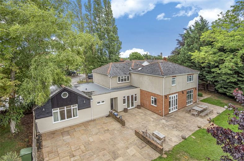 7 bedroom house, High Street, Sutton Courtenay OX14 - Available