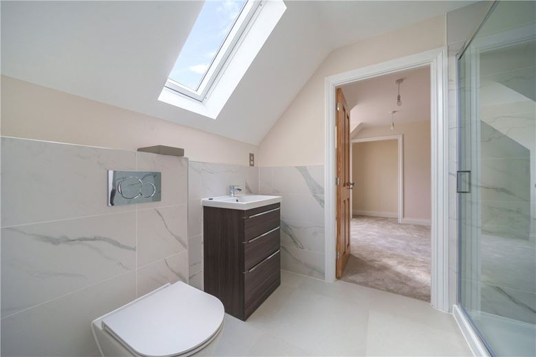 6 bedroom house, Southfields, Weston-on-the-Green OX25 - Available