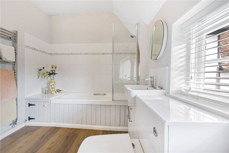 4 bedroom house, The Causeway, Steventon OX13 - Sold