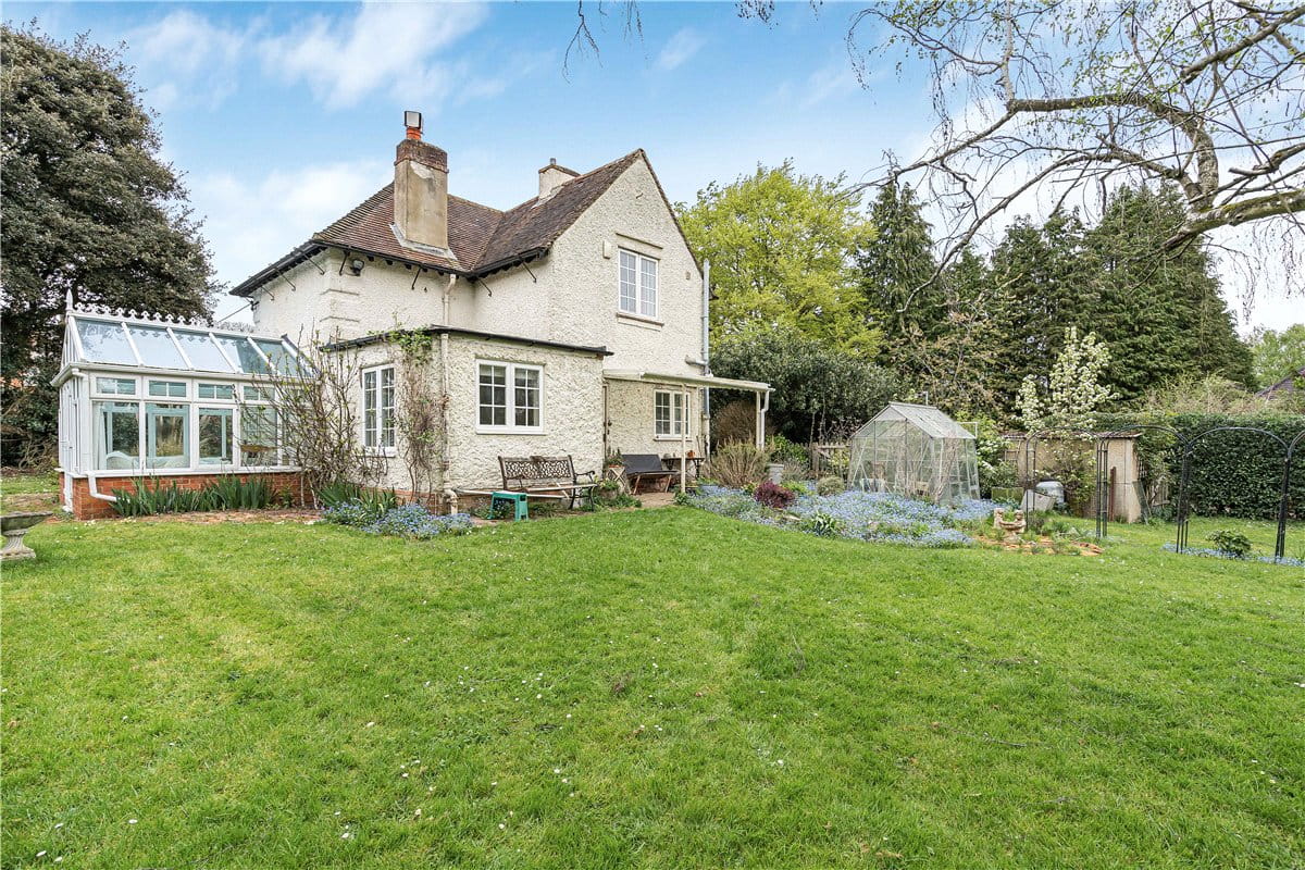 3 bedroom house, Bagley Wood Road, Kennington OX1 - Available