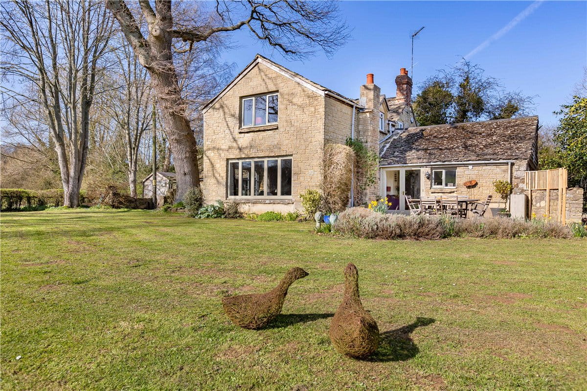 4 bedroom house, Station Road, Lower Heyford OX25 - Available