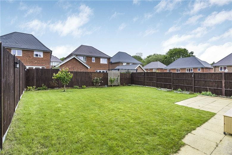 3 bedroom house, Curmore, Radley OX14 - Available