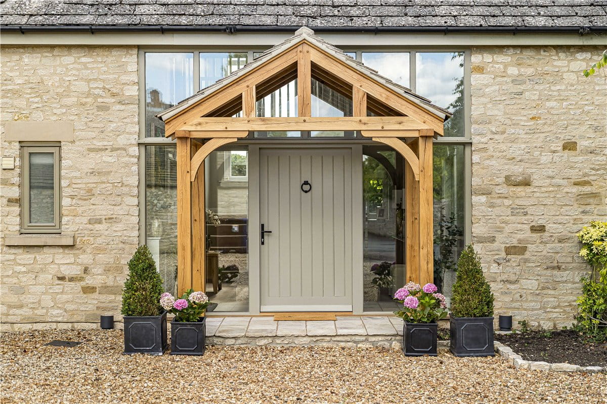 4 bedroom house, Shepherds Close, Weston-on-the-Green OX25 - Sold STC