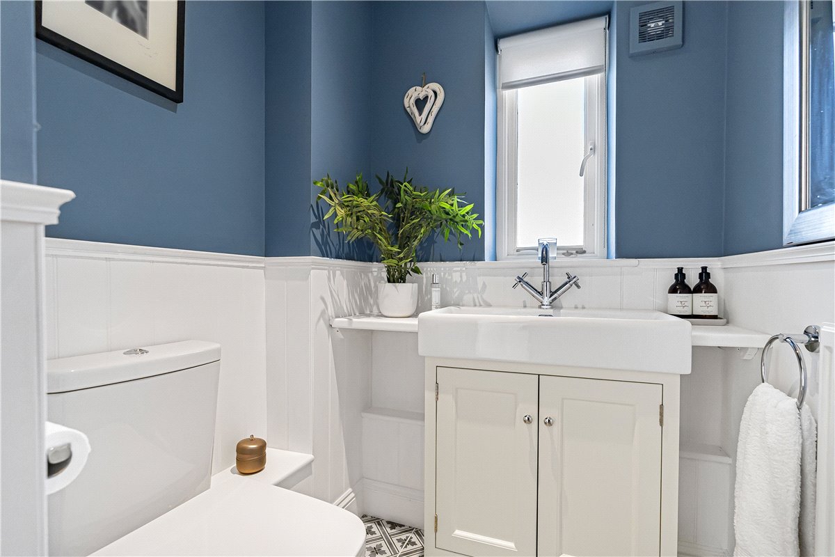 4 bedroom house, Shepherds Close, Weston-on-the-Green OX25 - Sold STC