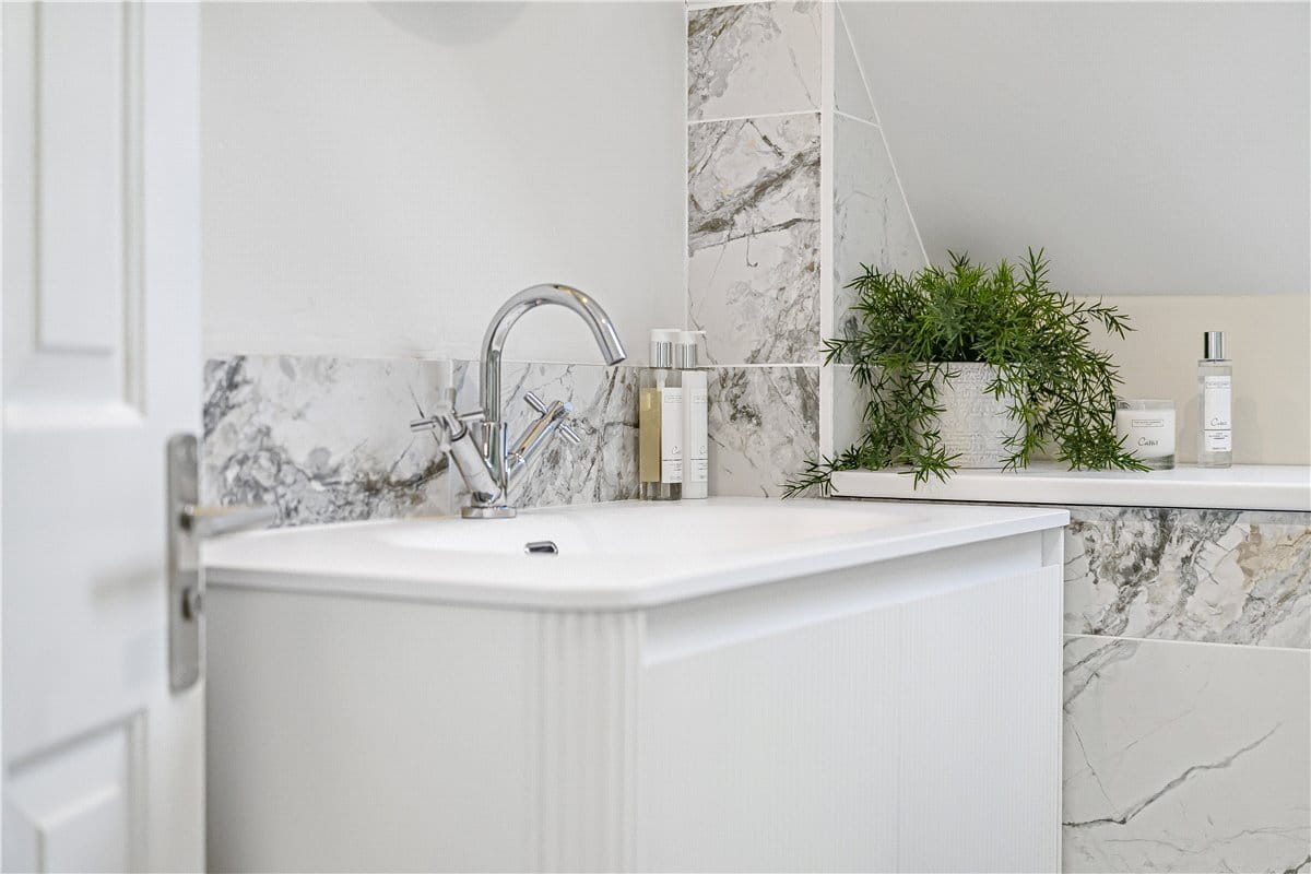 4 bedroom house, Shepherds Close, Weston-on-the-Green OX25 - Sold STC