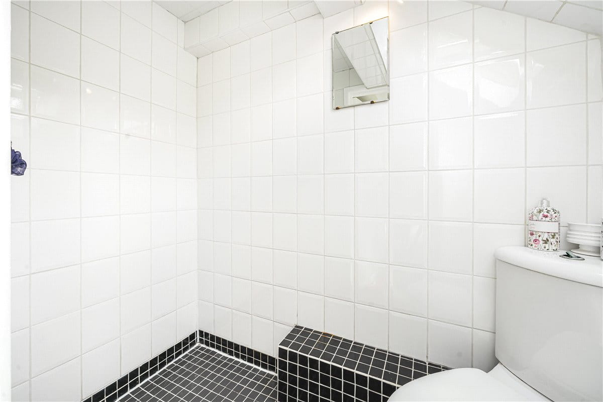 2 bedroom cottage, Hollybush Row, Oxford OX1 - Sold STC