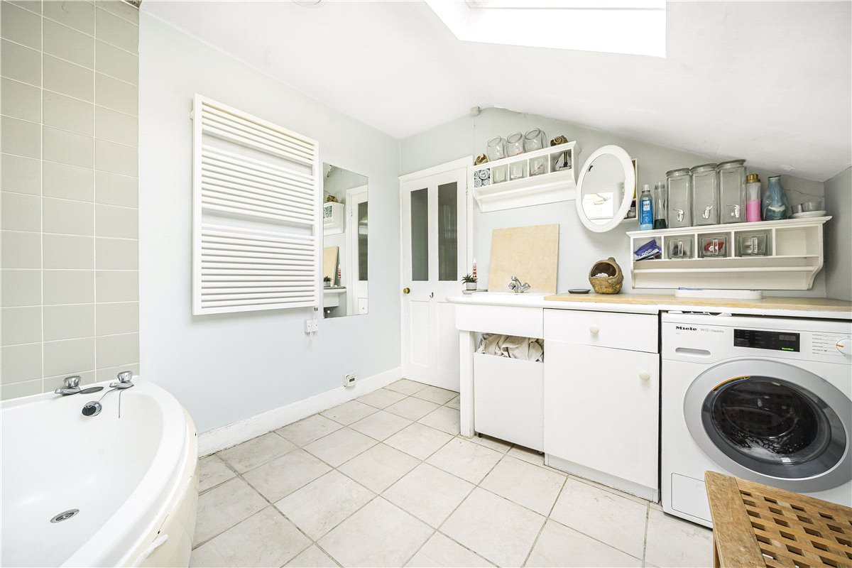 2 bedroom cottage, Hollybush Row, Oxford OX1 - Sold STC