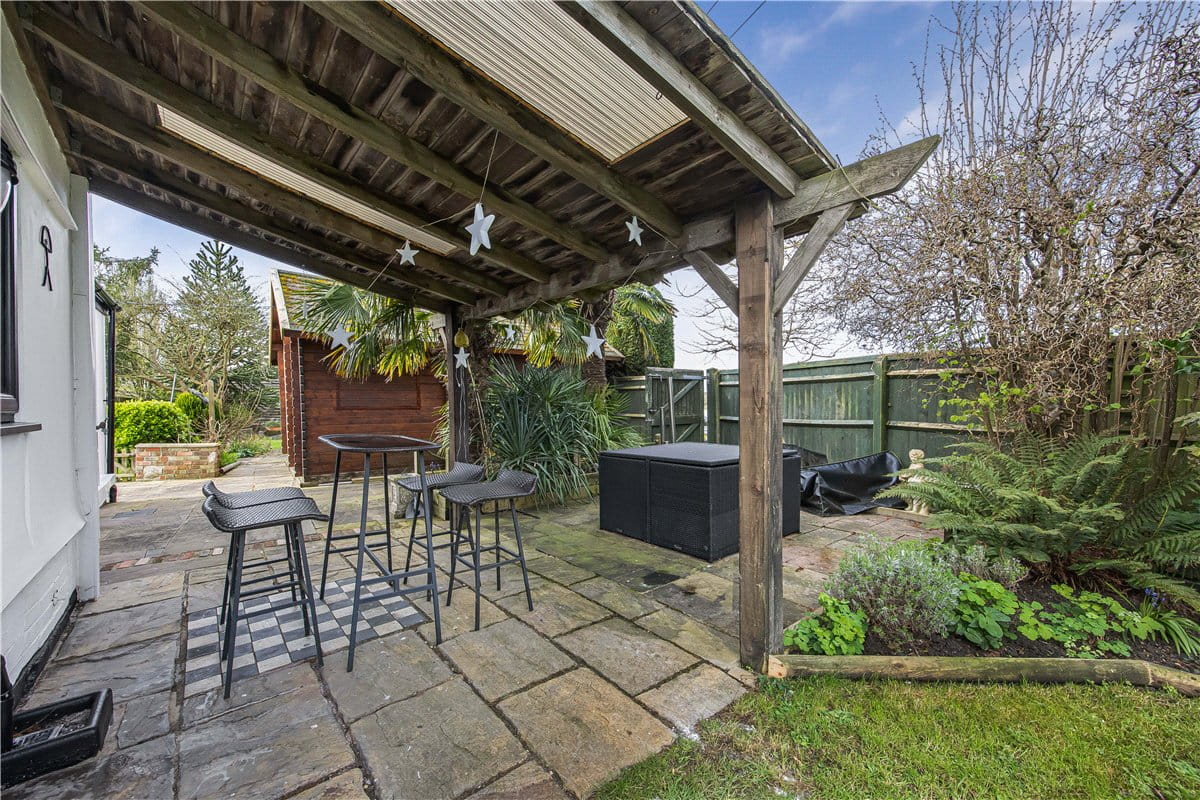 3 bedroom house, The Causeway, East Hanney OX12 - Available