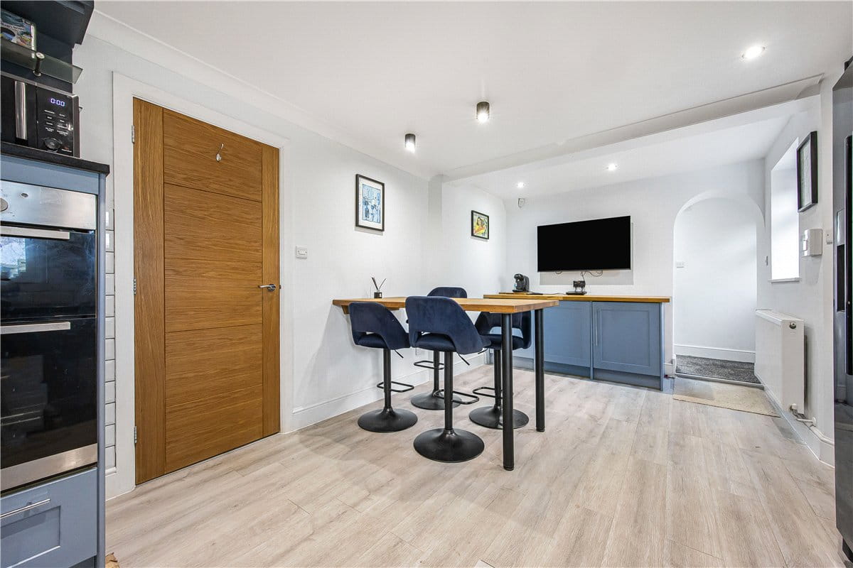 3 bedroom house, The Causeway, East Hanney OX12 - Available