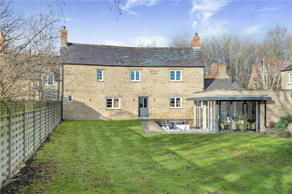 4 bedroom house, Weston Road, Bletchingdon OX5 - Available