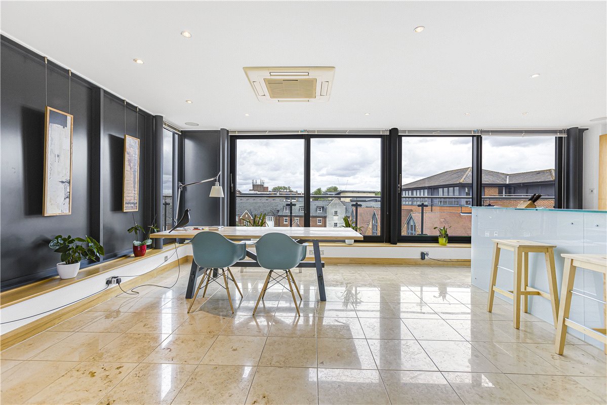 4 bedroom flat, St. Thomas Street, Oxford OX1 - Sold
