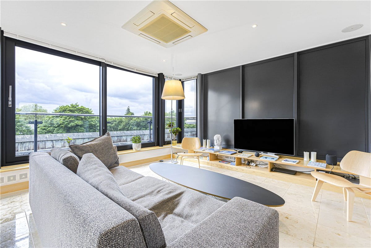 4 bedroom flat, St. Thomas Street, Oxford OX1 - Sold