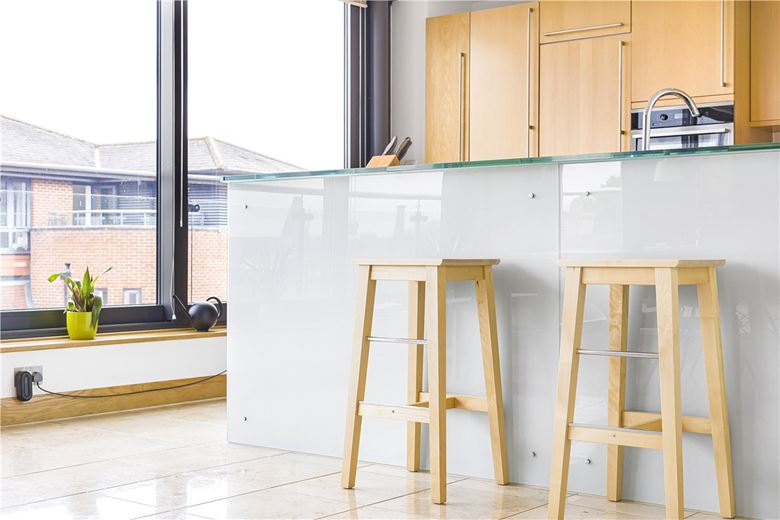 4 bedroom flat, St. Thomas Street, Oxford OX1 - Sold