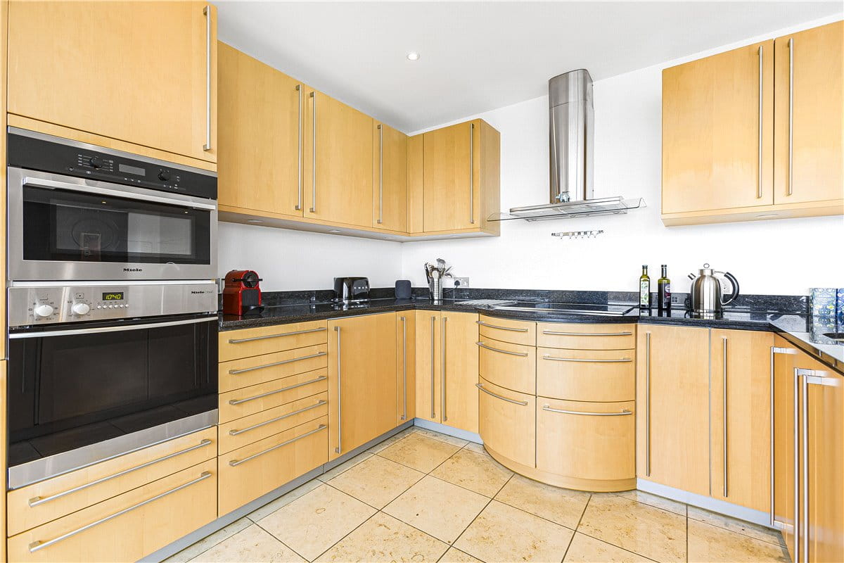 4 bedroom flat, St. Thomas Street, Oxford OX1 - Sold