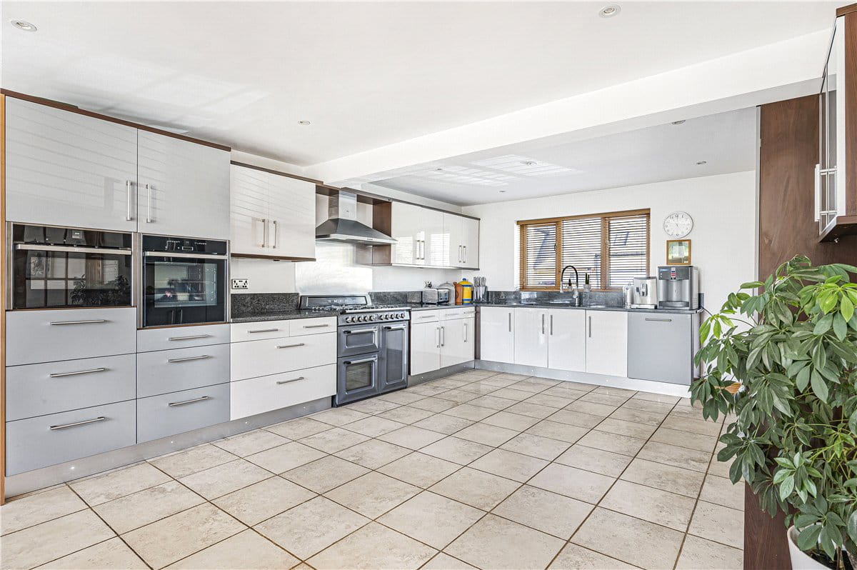 4 bedroom house, Ingleby Paddocks, Enslow OX5 - Available