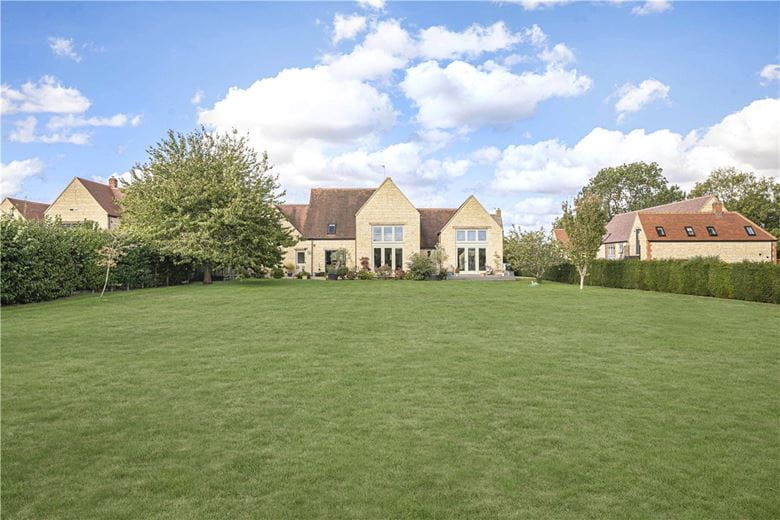 4 bedroom house, Ingleby Paddocks, Enslow OX5 - Available