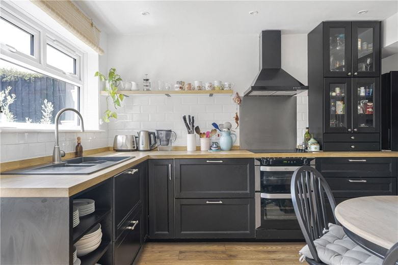 4 bedroom house, Keens Close, Enstone OX7 - Available