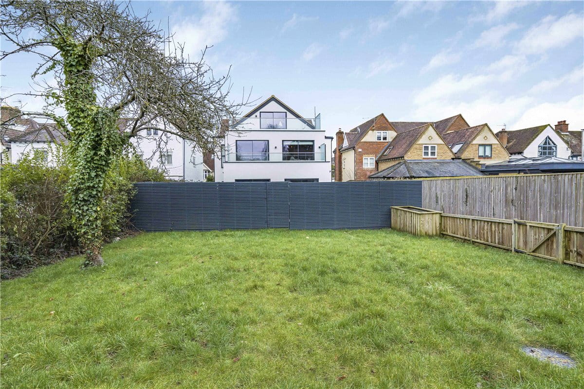 1 bedroom flat, Victoria Road, Oxford OX2 - Sold STC